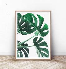 Load image into Gallery viewer, Realistic Monstera Leaf Wall Decor