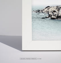 Load image into Gallery viewer, A corner of a white frame