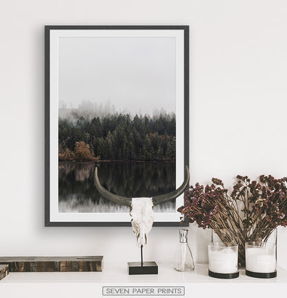 Black&White Framed Photo Art Above The White Marble Shelf