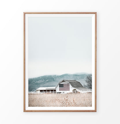 Old barn wall art, American barn photo