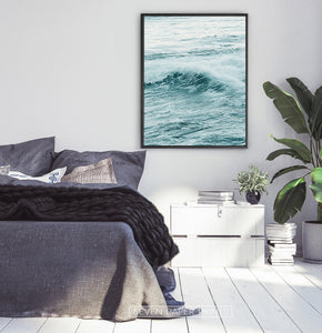 Tropical ocean wall decor for gray bedroom