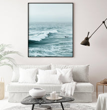 Load image into Gallery viewer, Light Living Room Coastal Wall Decor Idea
